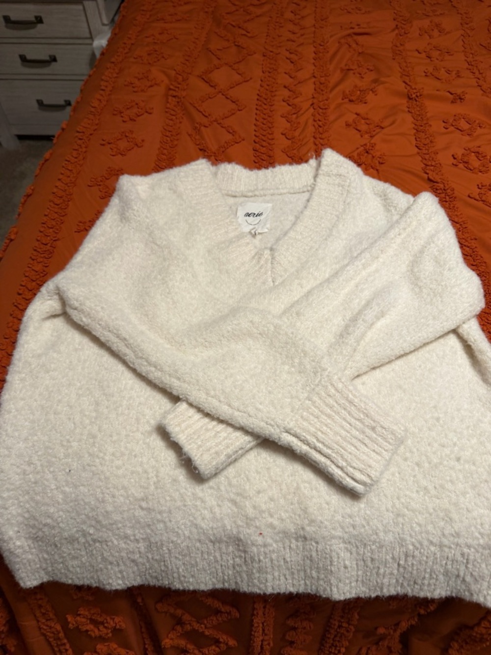 Aerie Ivory V-Neck Bouclé Sweater